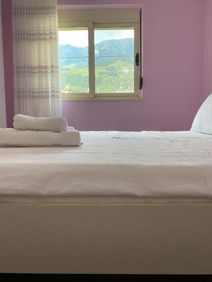 Dhimitrulla Guest-house * Përmet